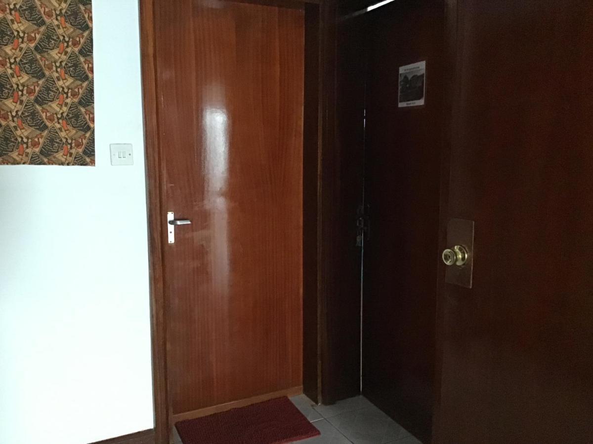 Anns Guesthouse Bakaugambia Zewnętrze zdjęcie