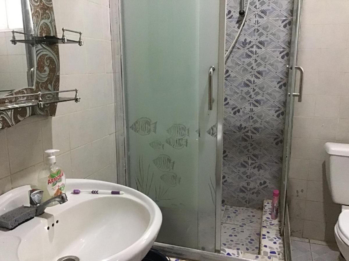 Anns Guesthouse Bakaugambia Zewnętrze zdjęcie