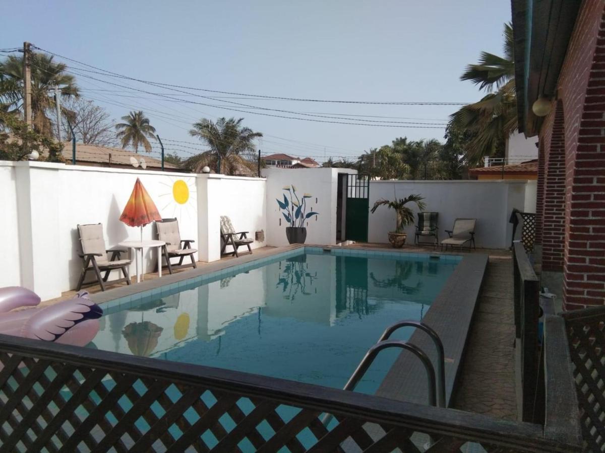 Anns Guesthouse Bakaugambia Zewnętrze zdjęcie
