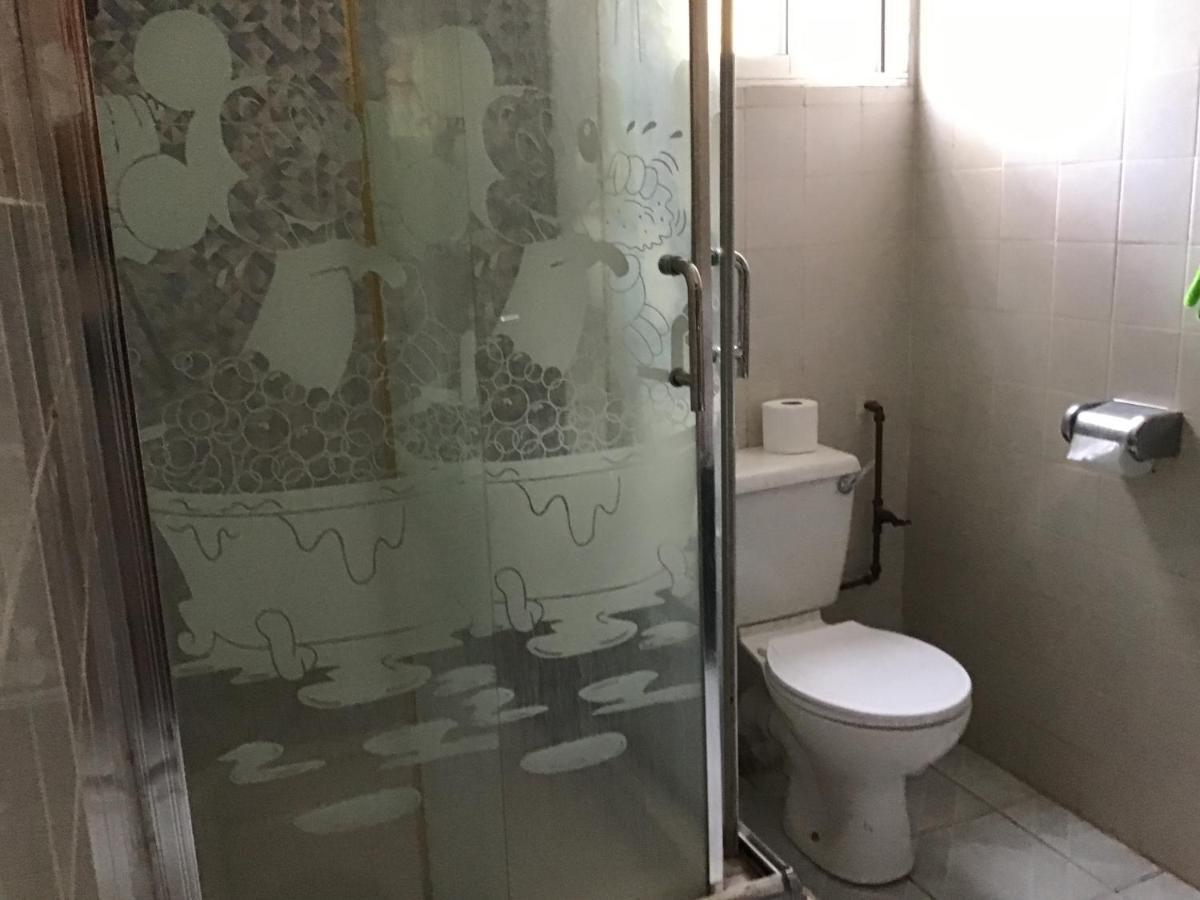 Anns Guesthouse Bakaugambia Zewnętrze zdjęcie