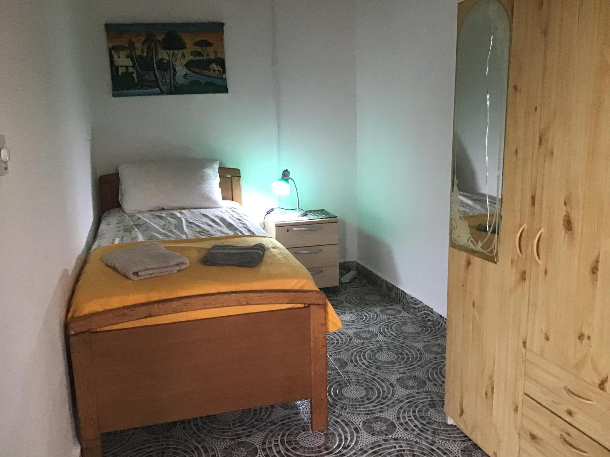 Anns Guesthouse Bakaugambia Zewnętrze zdjęcie