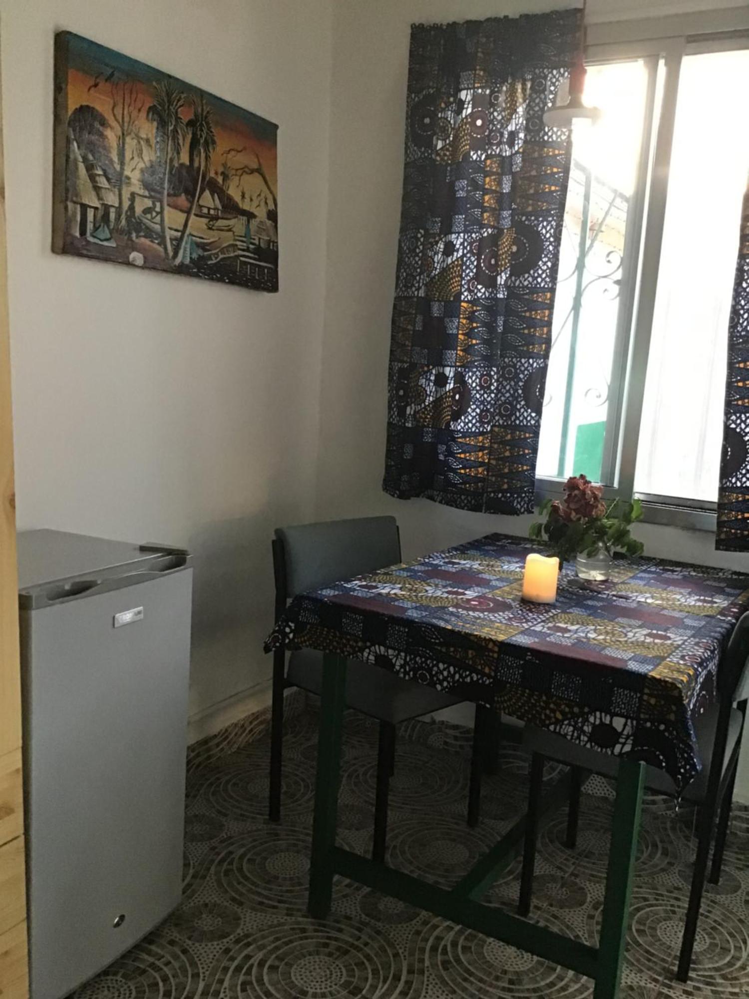 Anns Guesthouse Bakaugambia Zewnętrze zdjęcie