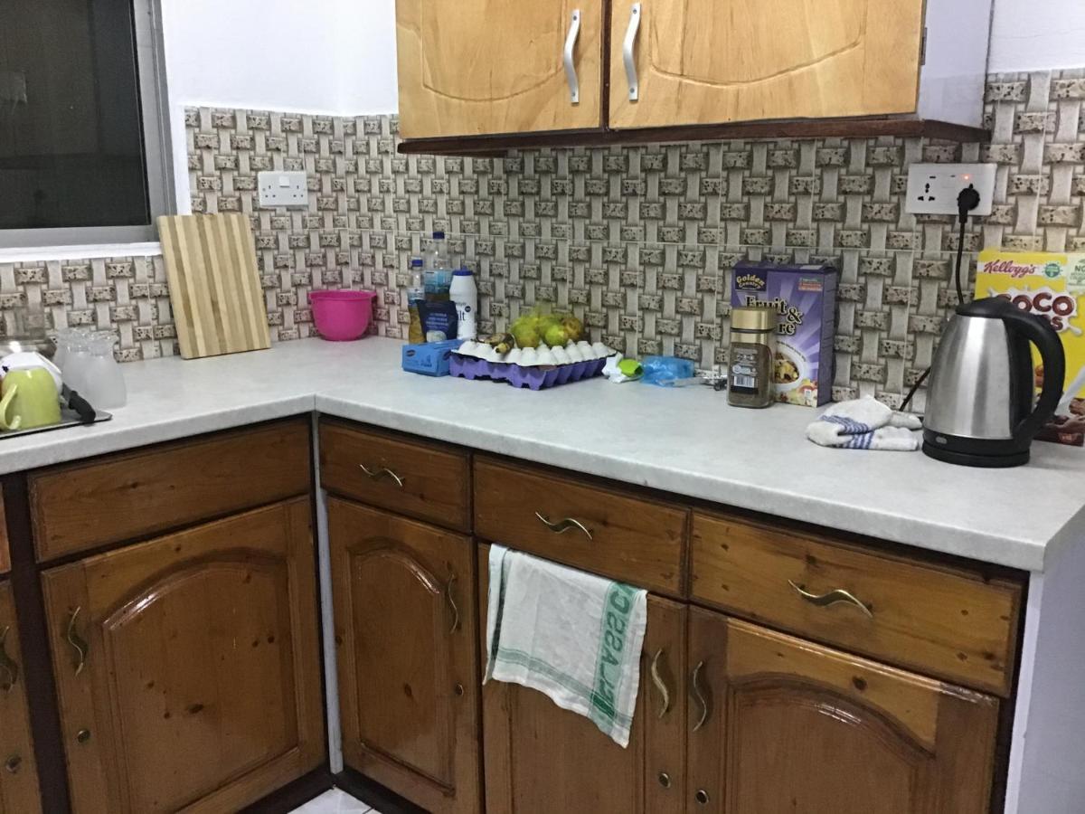 Anns Guesthouse Bakaugambia Zewnętrze zdjęcie
