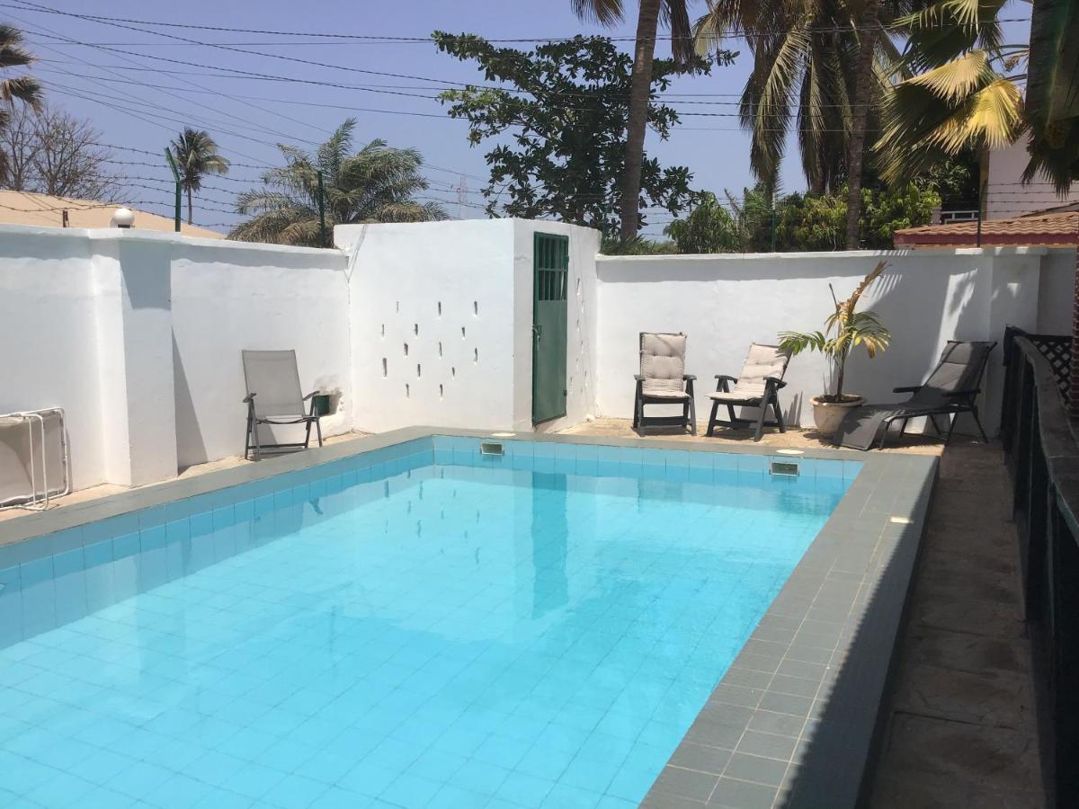 Anns Guesthouse Bakaugambia Zewnętrze zdjęcie