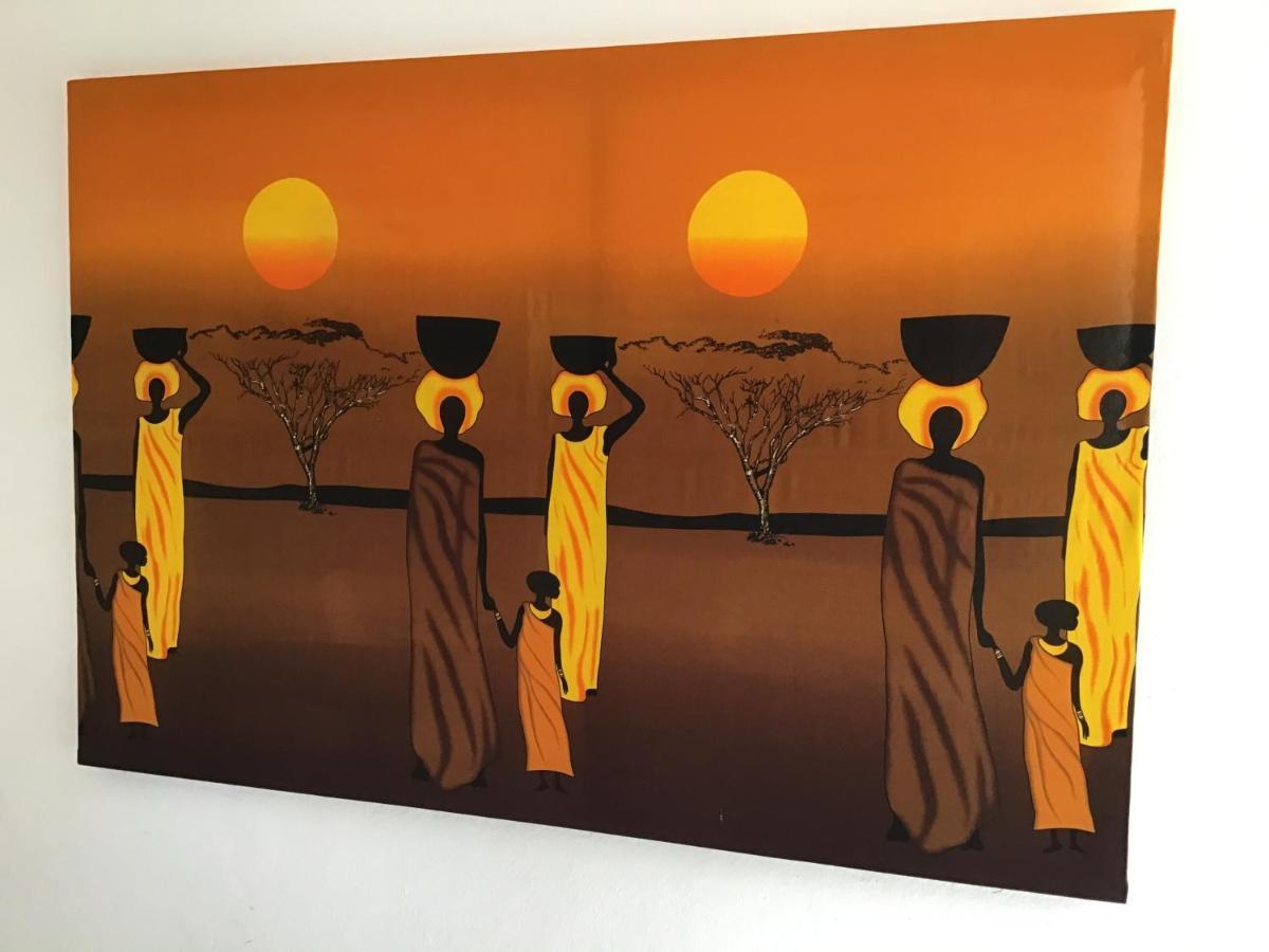 Anns Guesthouse Bakaugambia Zewnętrze zdjęcie