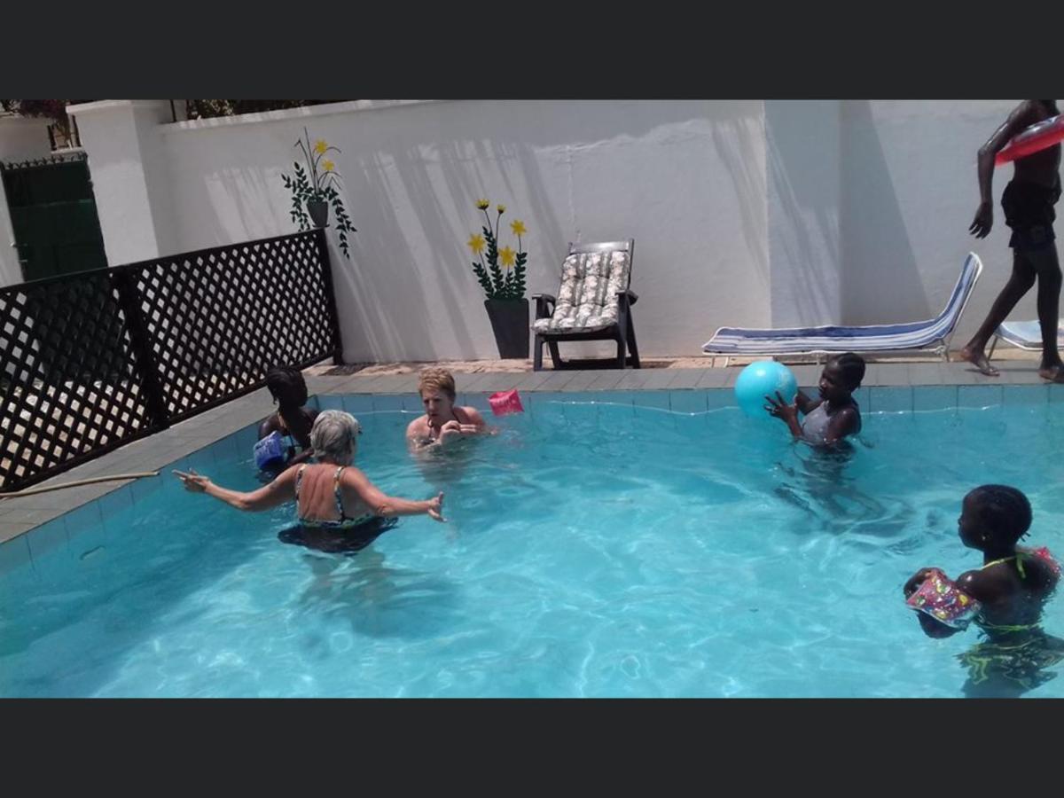 Anns Guesthouse Bakaugambia Zewnętrze zdjęcie