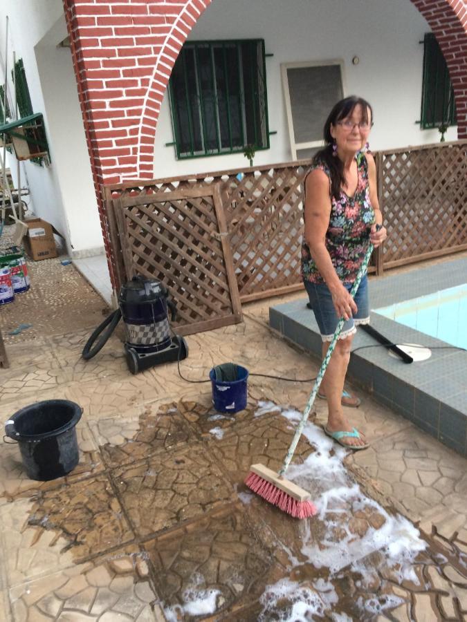 Anns Guesthouse Bakaugambia Zewnętrze zdjęcie