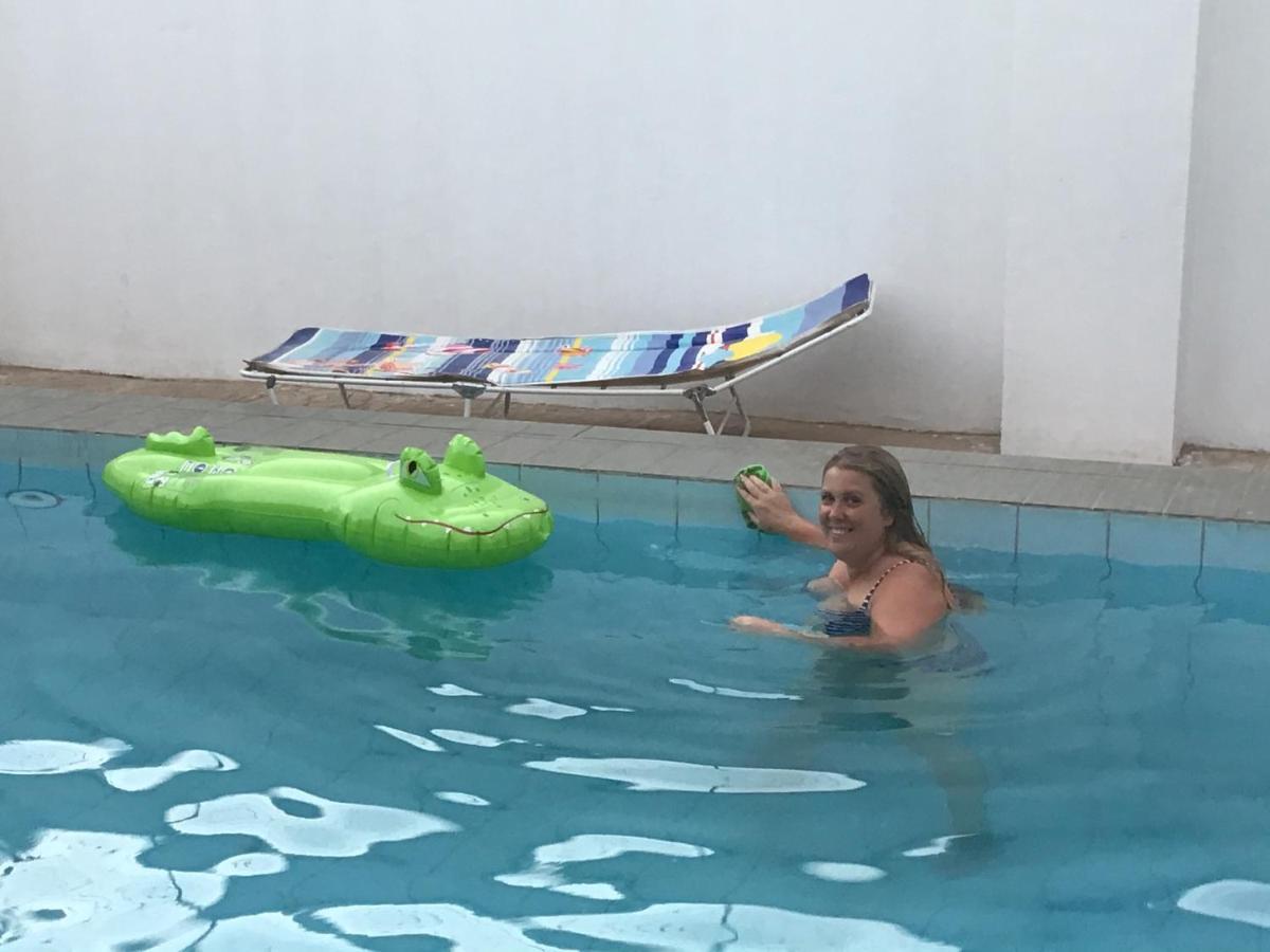Anns Guesthouse Bakaugambia Zewnętrze zdjęcie